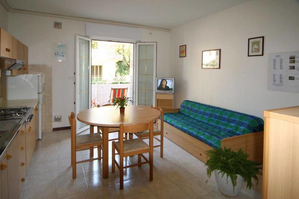 Appartement Patrizia à Lignano Sabbiadoro Extérieur photo