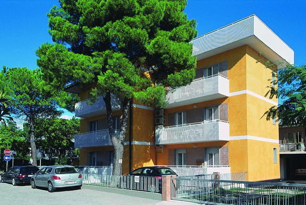 Appartement Patrizia à Lignano Sabbiadoro Extérieur photo