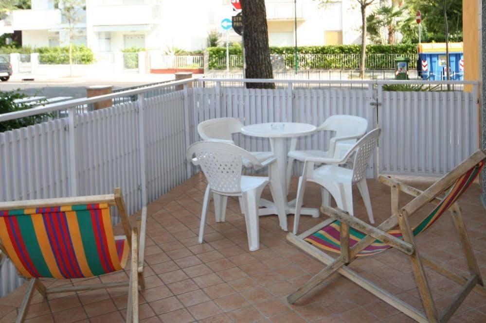 Appartement Patrizia à Lignano Sabbiadoro Extérieur photo